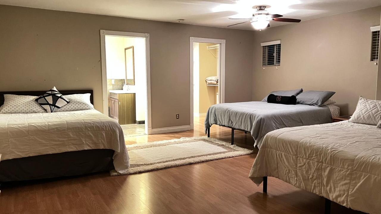 Sweet Spacious 5 Bdrm With Pool Casa de férias